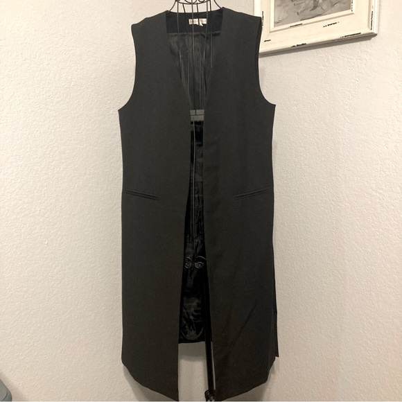 Cato Sleeveless Duster - Picture 1 of 7